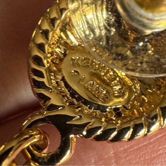 Kenneth Jay Lane Couture Clear Lucite Drop Earrings Gold Tone New 80s Style - Picture 7 of 7